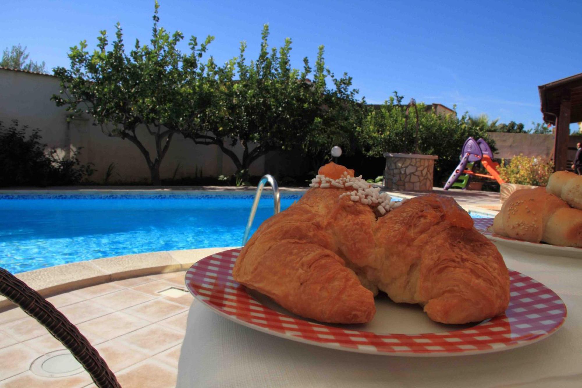 Il Quadrifoglio Bed & Breakfast Трапани Екстериор снимка