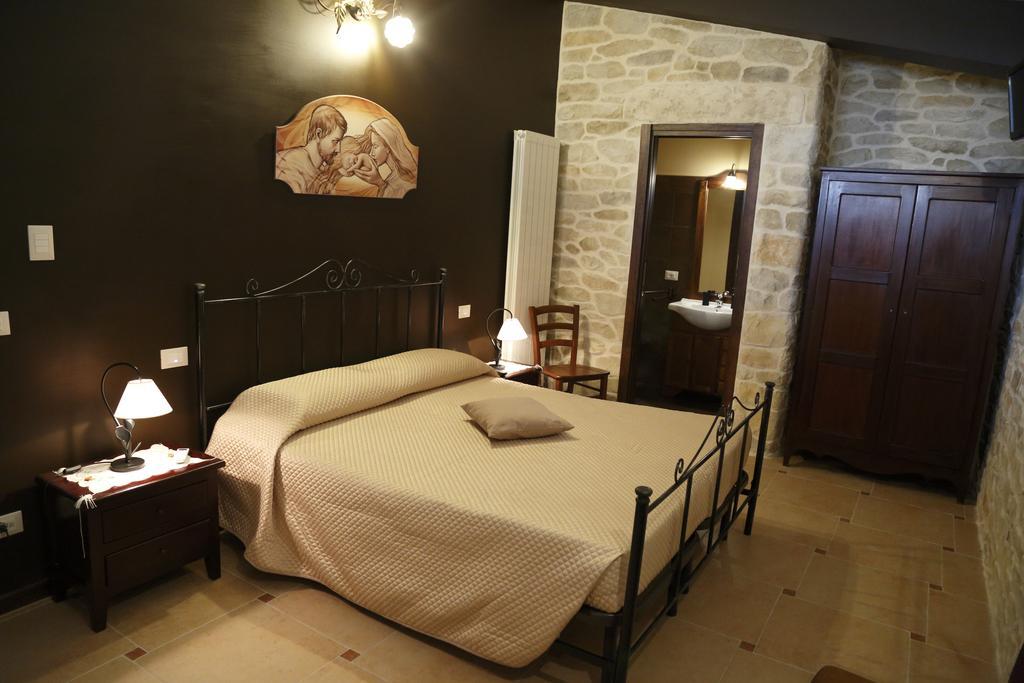 Il Quadrifoglio Bed & Breakfast Трапани Екстериор снимка