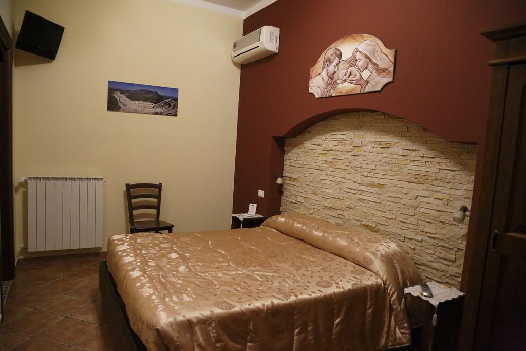Il Quadrifoglio Bed & Breakfast Трапани Екстериор снимка