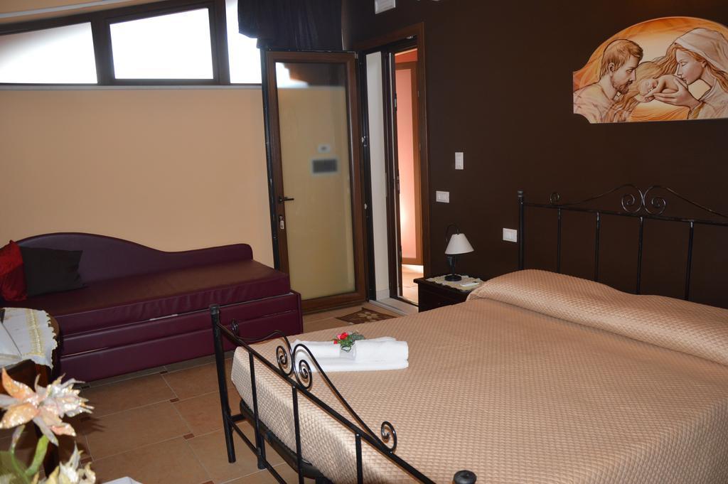 Il Quadrifoglio Bed & Breakfast Трапани Екстериор снимка