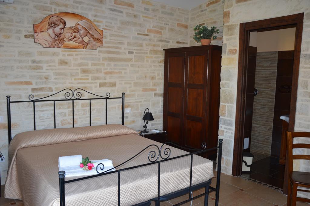 Il Quadrifoglio Bed & Breakfast Трапани Екстериор снимка